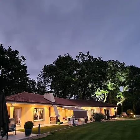Appartement Villa Du Golf & Spa Payerne Exterior photo